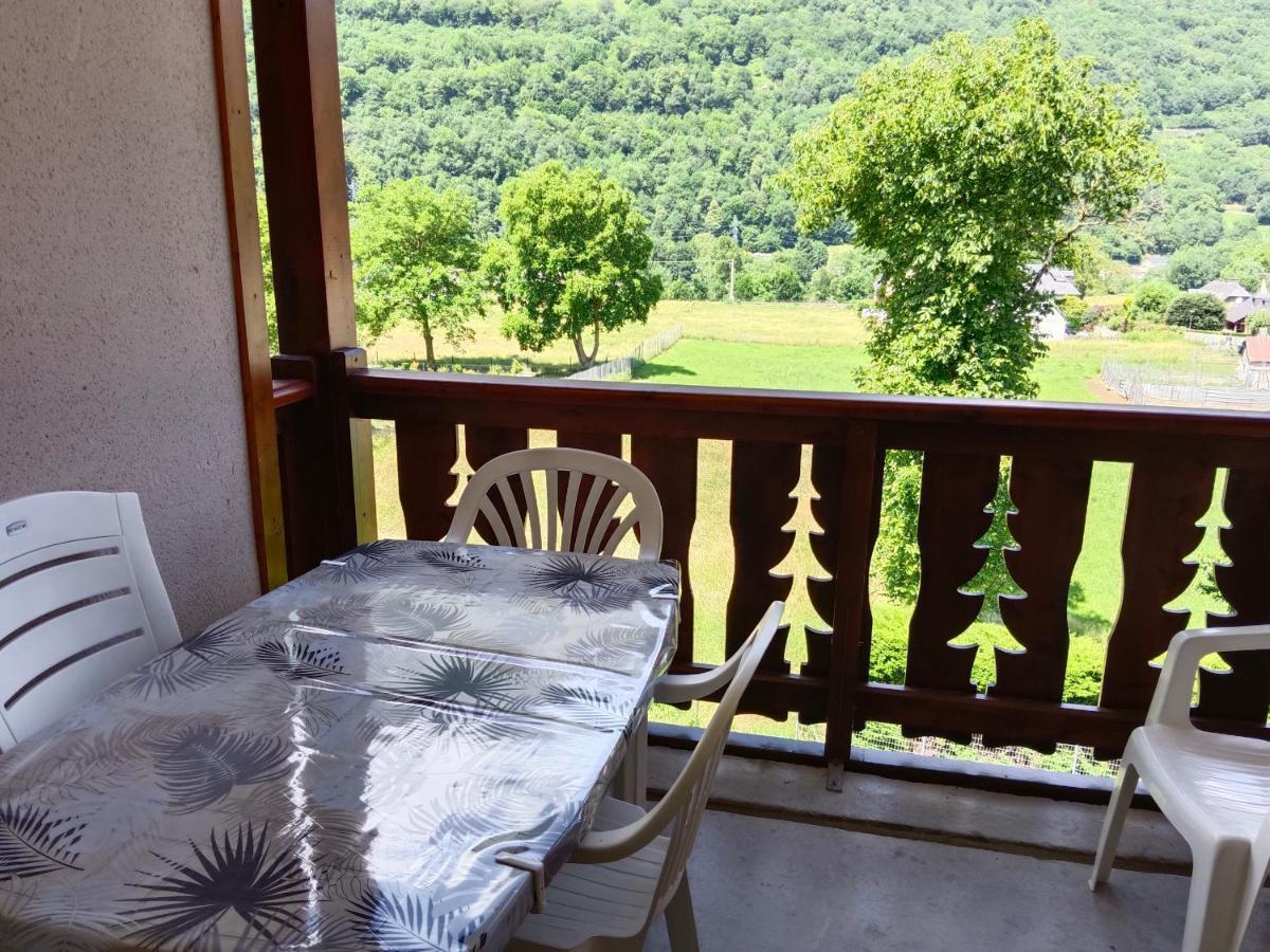 Appartamento Luzval Duplex Avec Balcon Luz-Saint-Sauveur Esterno foto